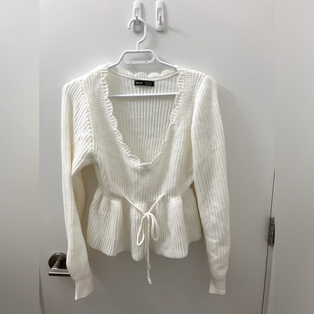 SHEIN tie front peplum sweater NWOT
